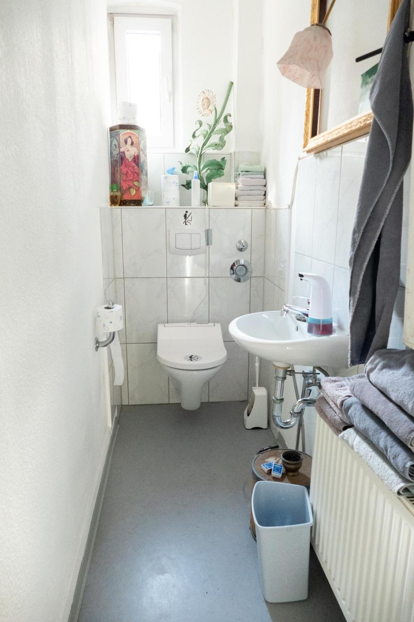 Zimmer In Kuenstlerwohnung Stuttgart Eksteriør bilde