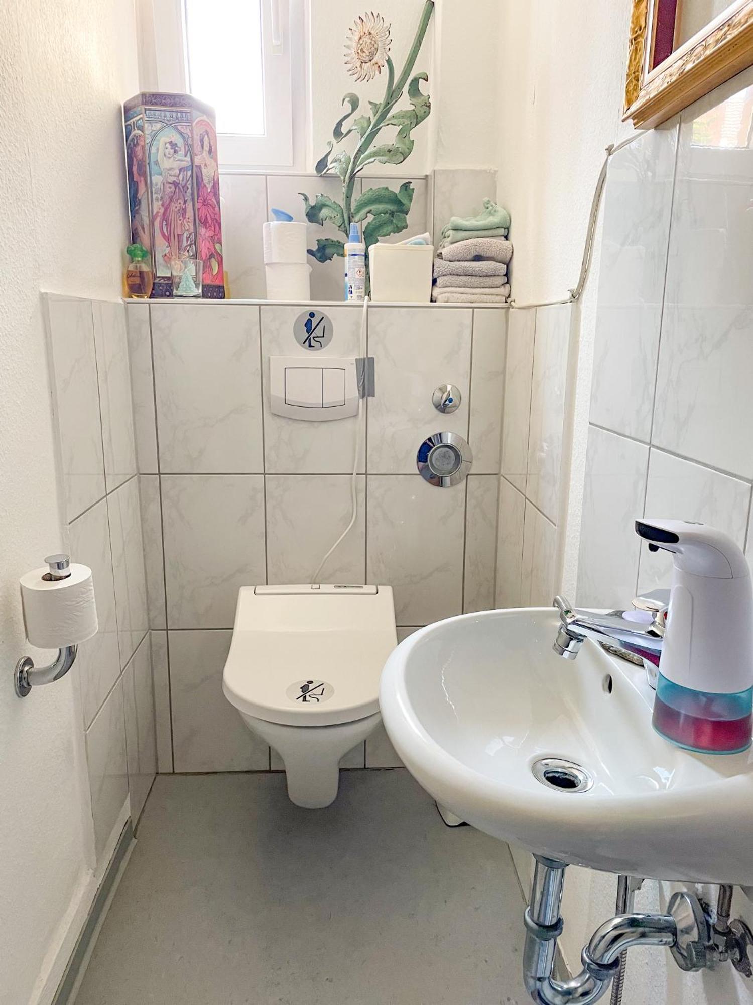 Zimmer In Kuenstlerwohnung Stuttgart Eksteriør bilde